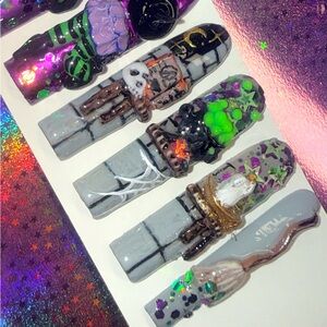 Spooky Witches Alter 
Halloween Themed Press-On Nails